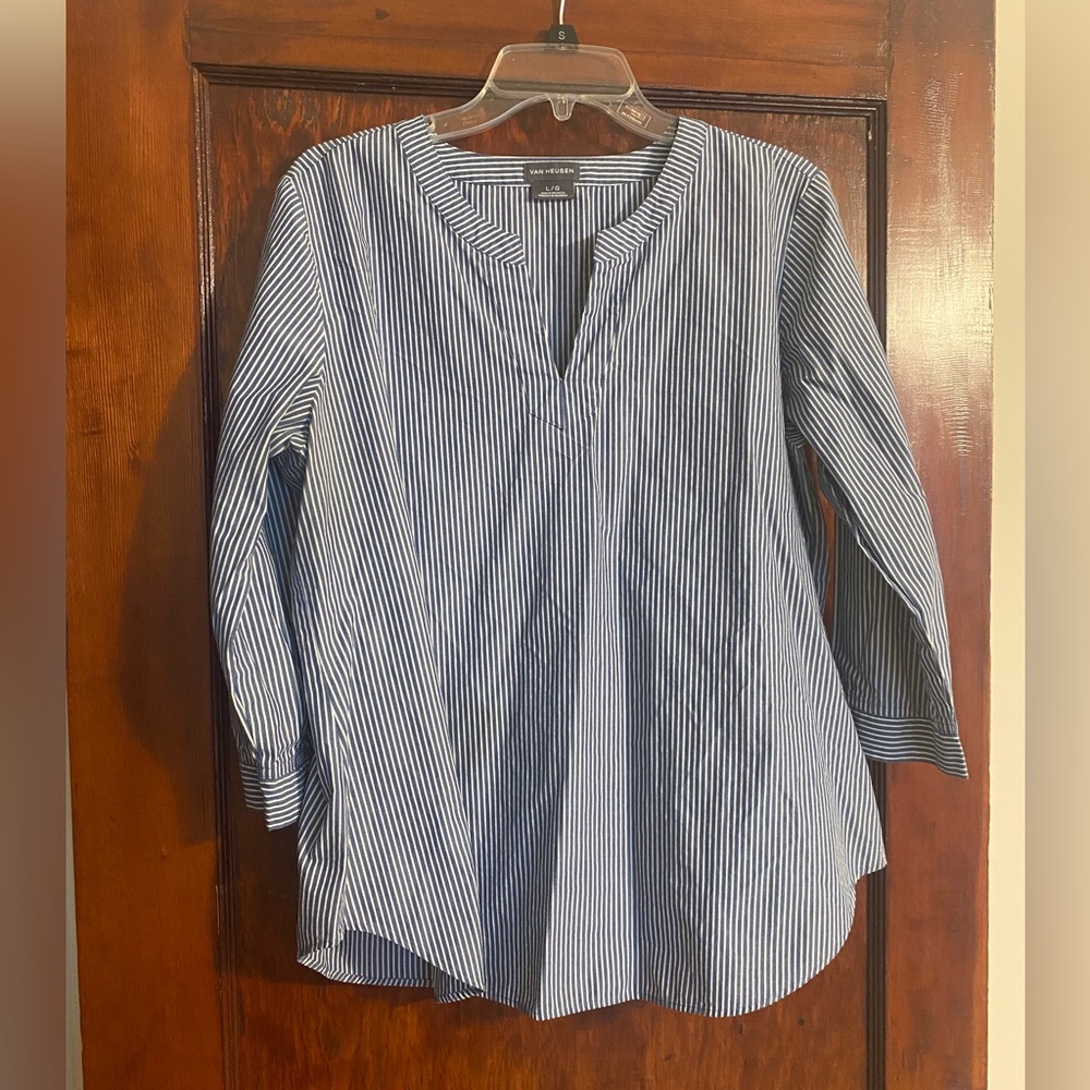 Van Heusen 3/4-sleeve women’s blouse